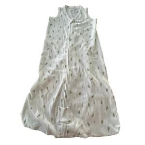 Leo & Luna 100% Organic White with Leaves Full zip Sleep sack 6-9m